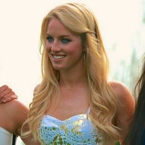 Meet your Posher, Casey